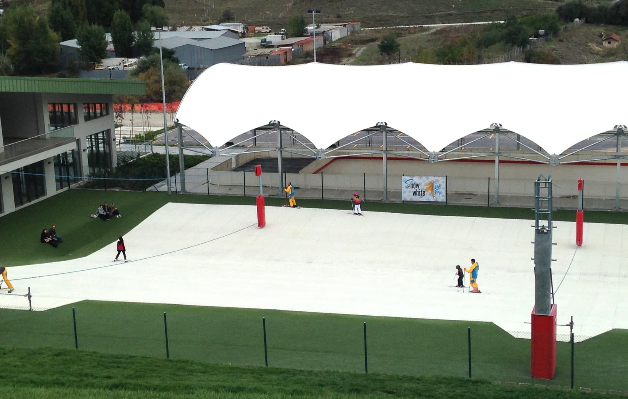 EĞİTİM PİSTİ ((Nursery Field)