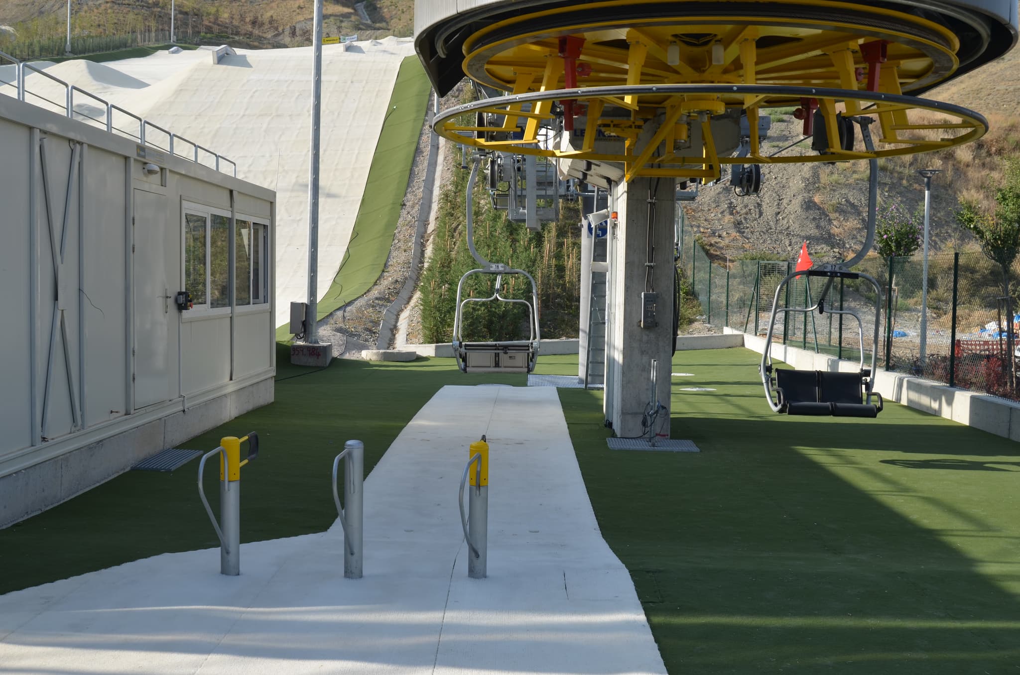 TELESİYEJ (Ski Lift)